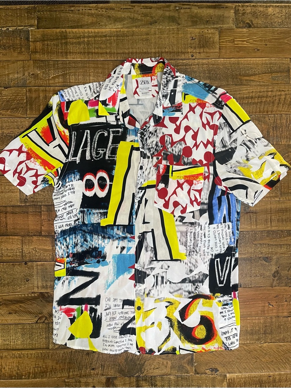 ZARA Mens Shirt Sz Medium Graffiti Print Short Sleeve Multicolor Button Down